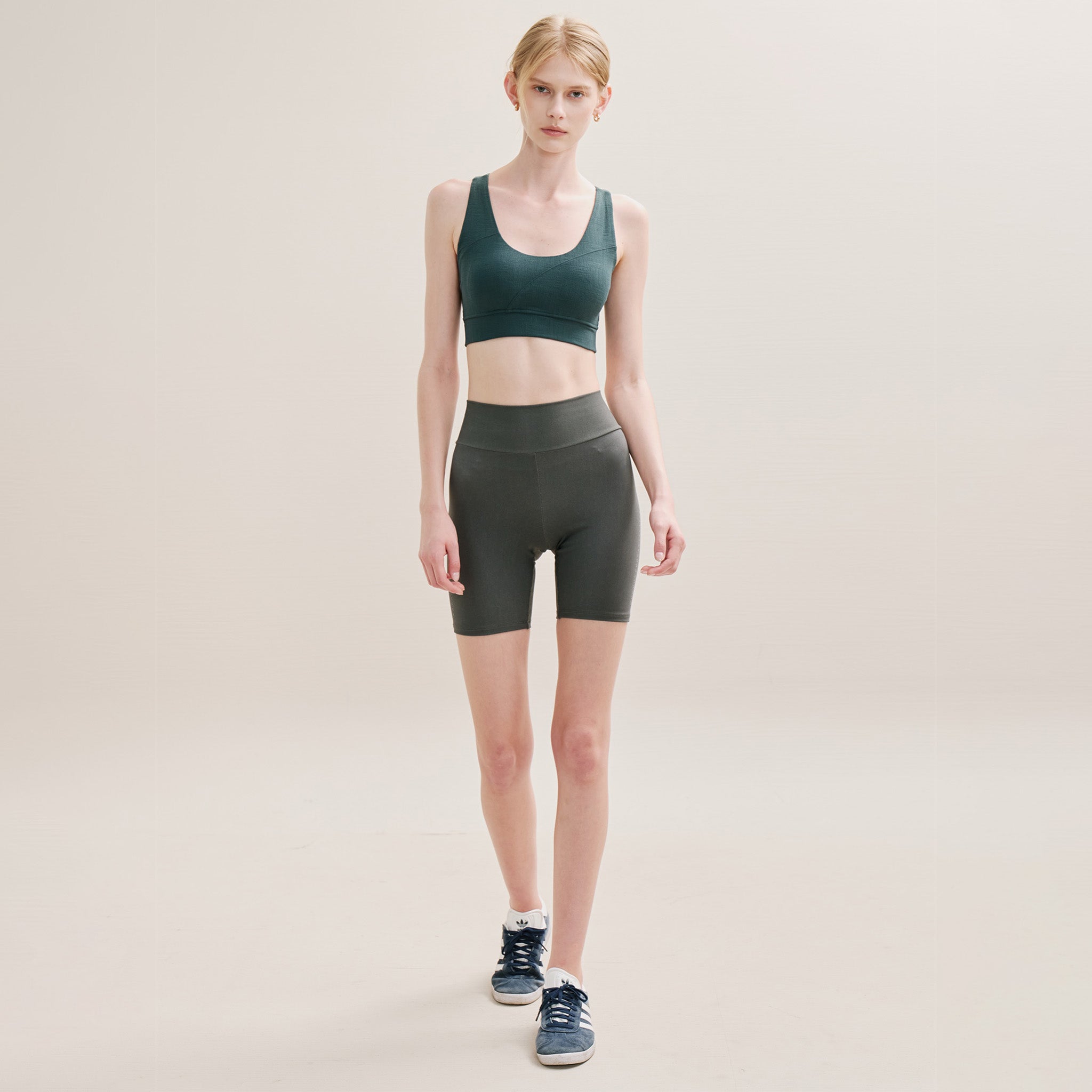 Active Medium Support Racer Back Bra