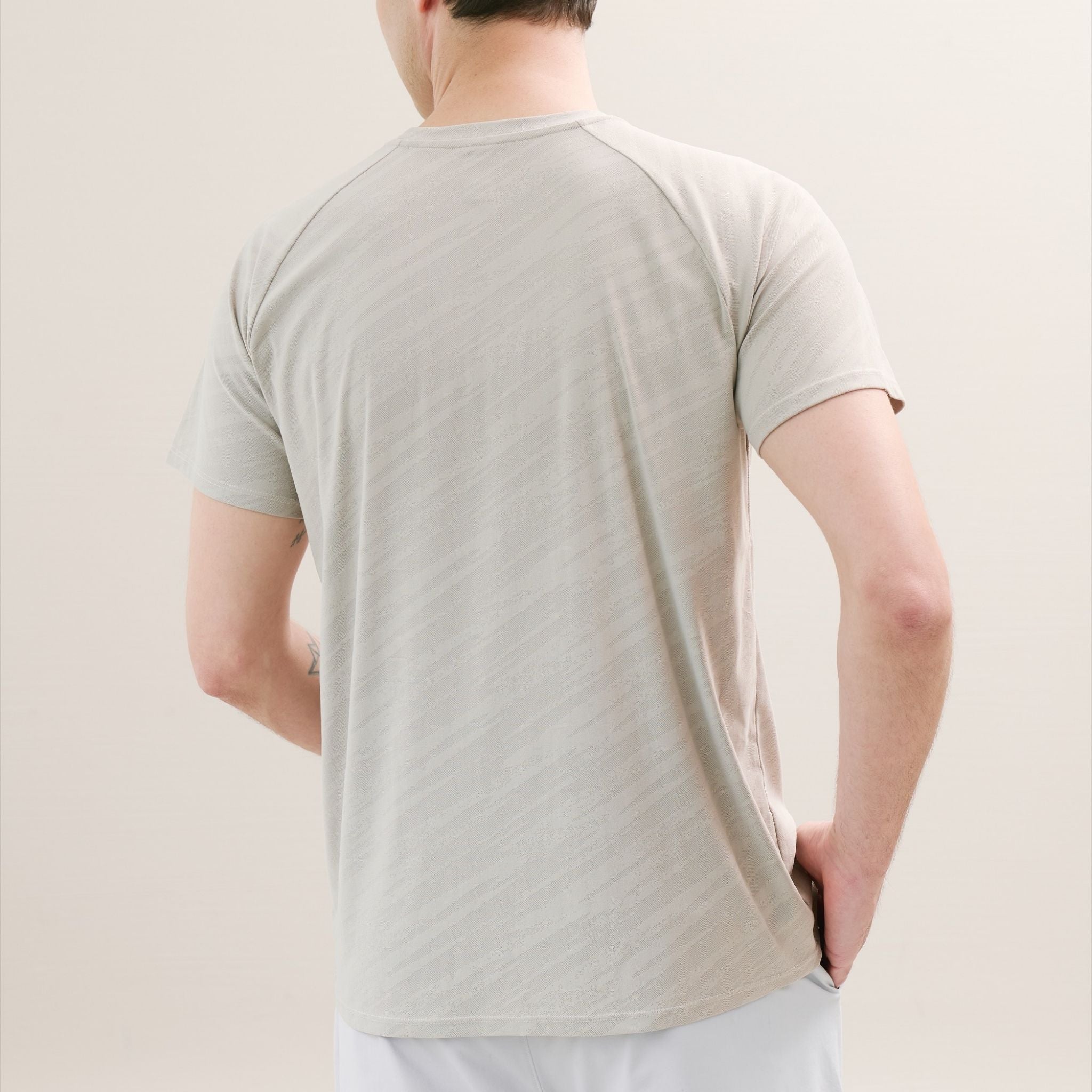 Men’s gym top with quick-dry fabric for intense exercise sessions.