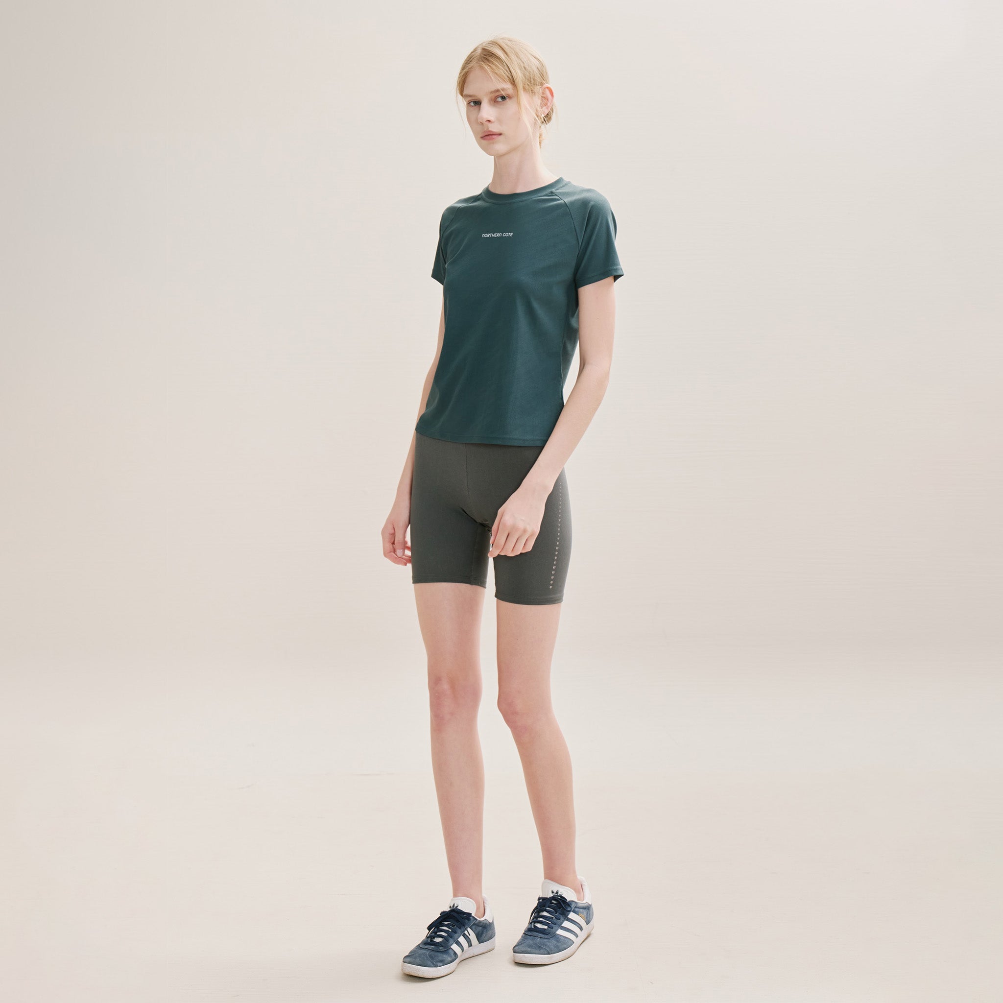 Essential Comfy Top W