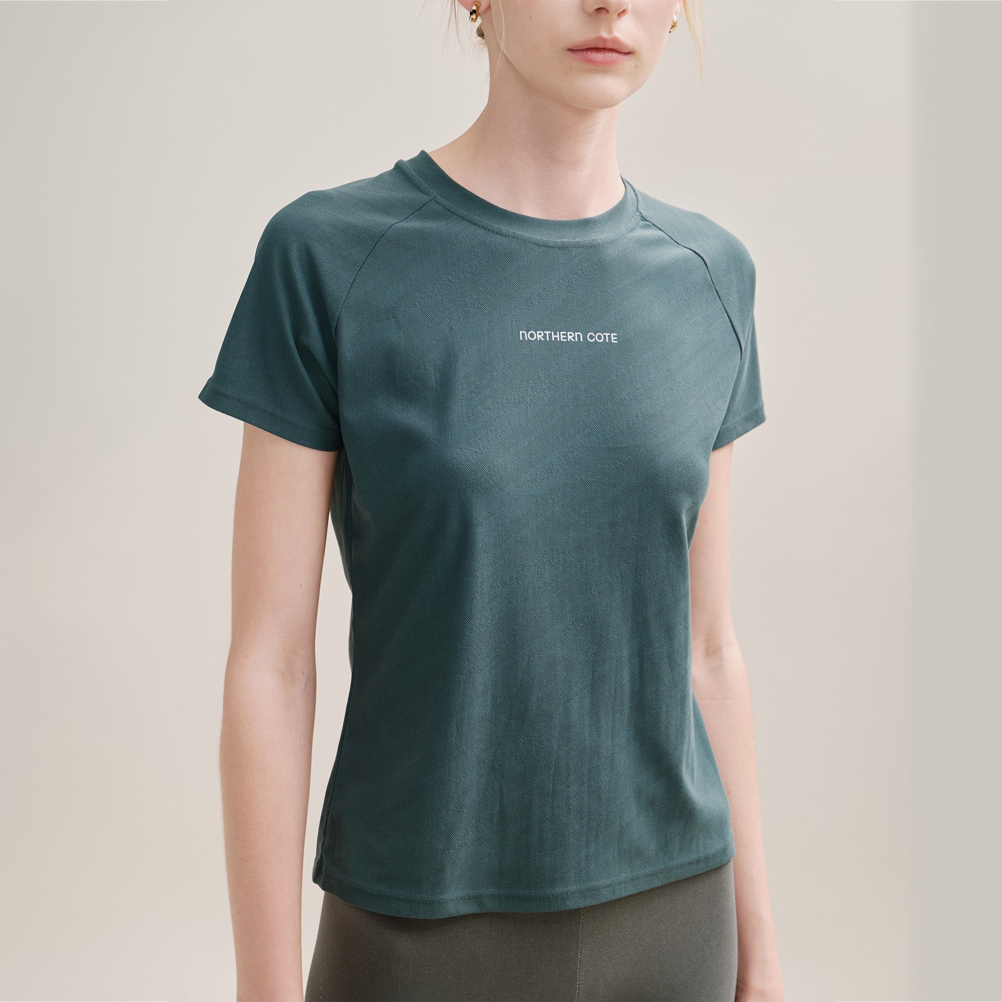 Essential Comfy Top W