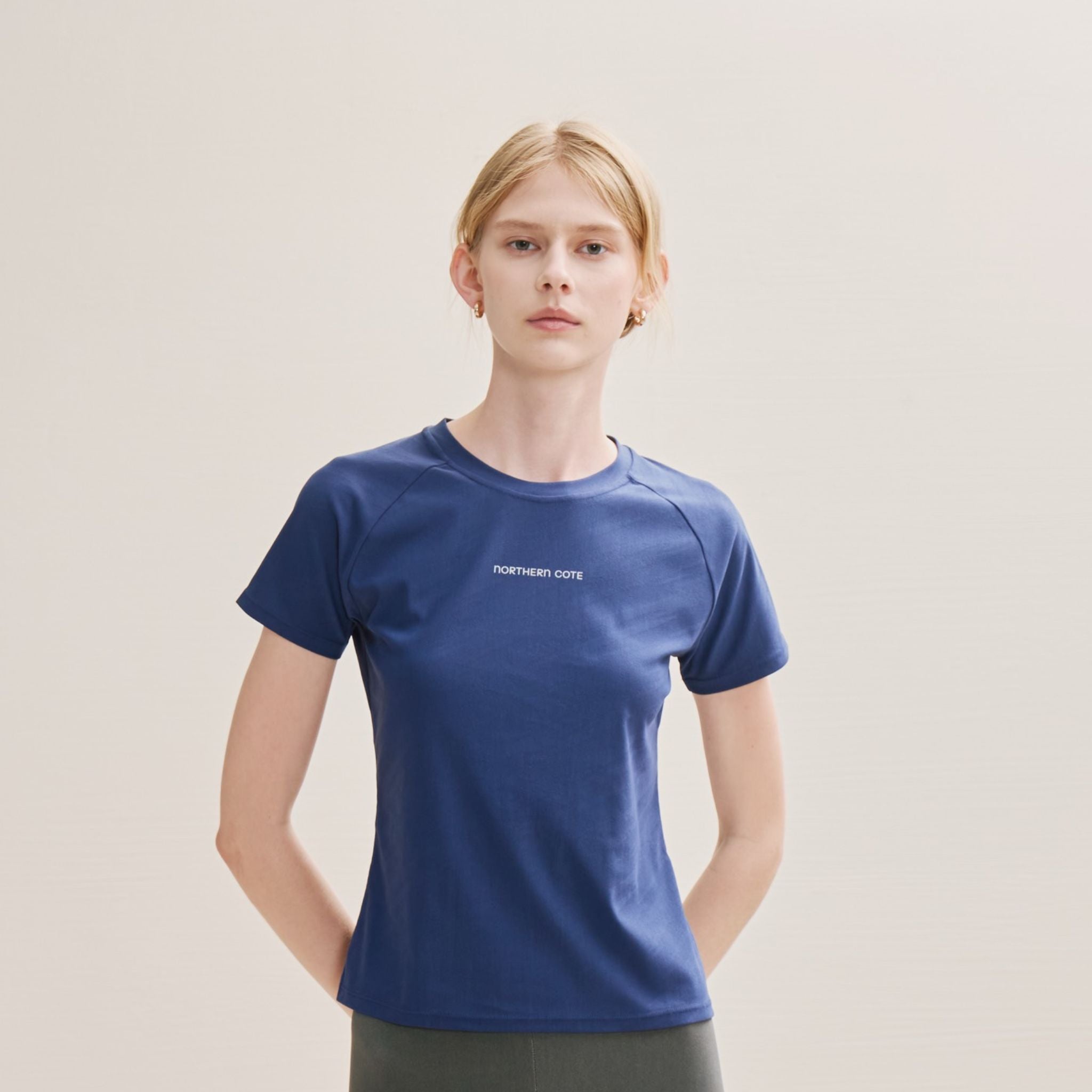 Essential Comfy Top W