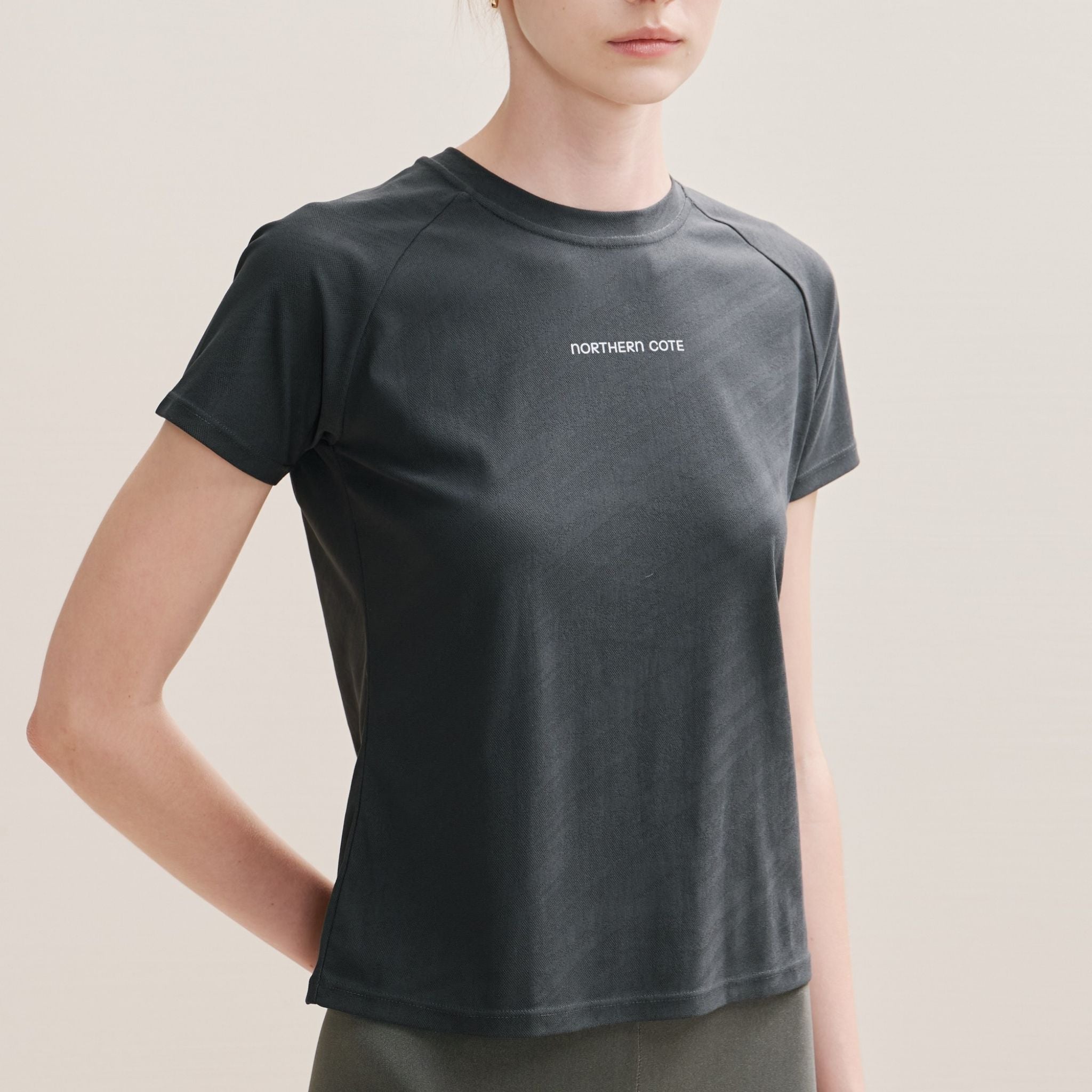 Essential Comfy Top W