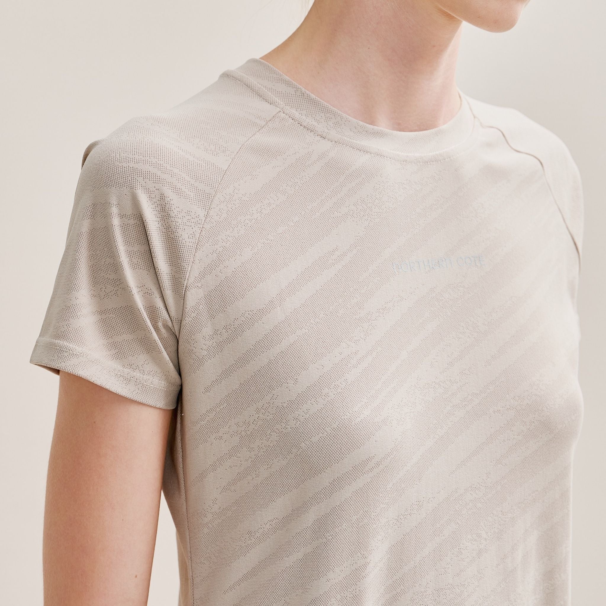 Essential Comfy Top W