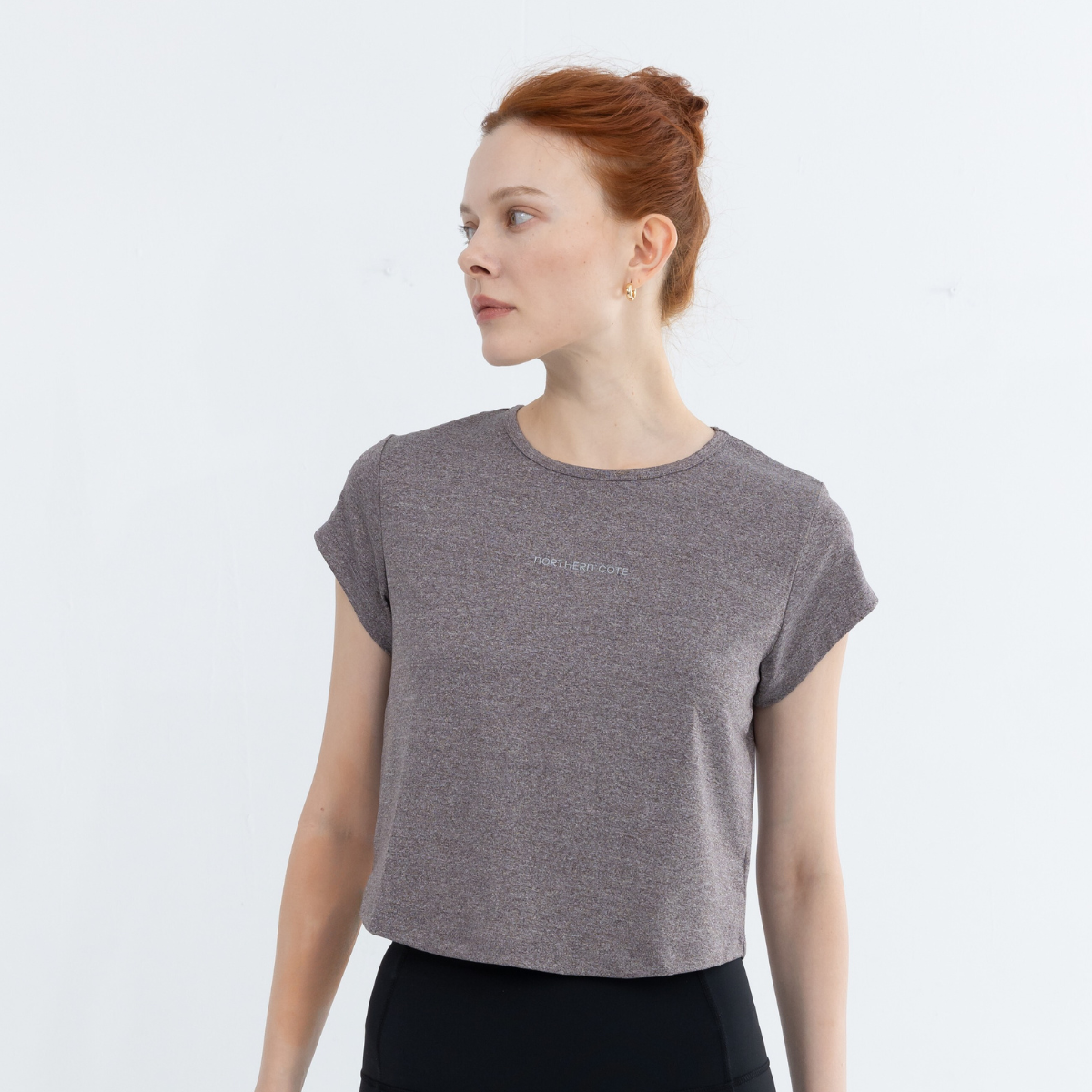 Glimmer seamless cropped pullover for workouts