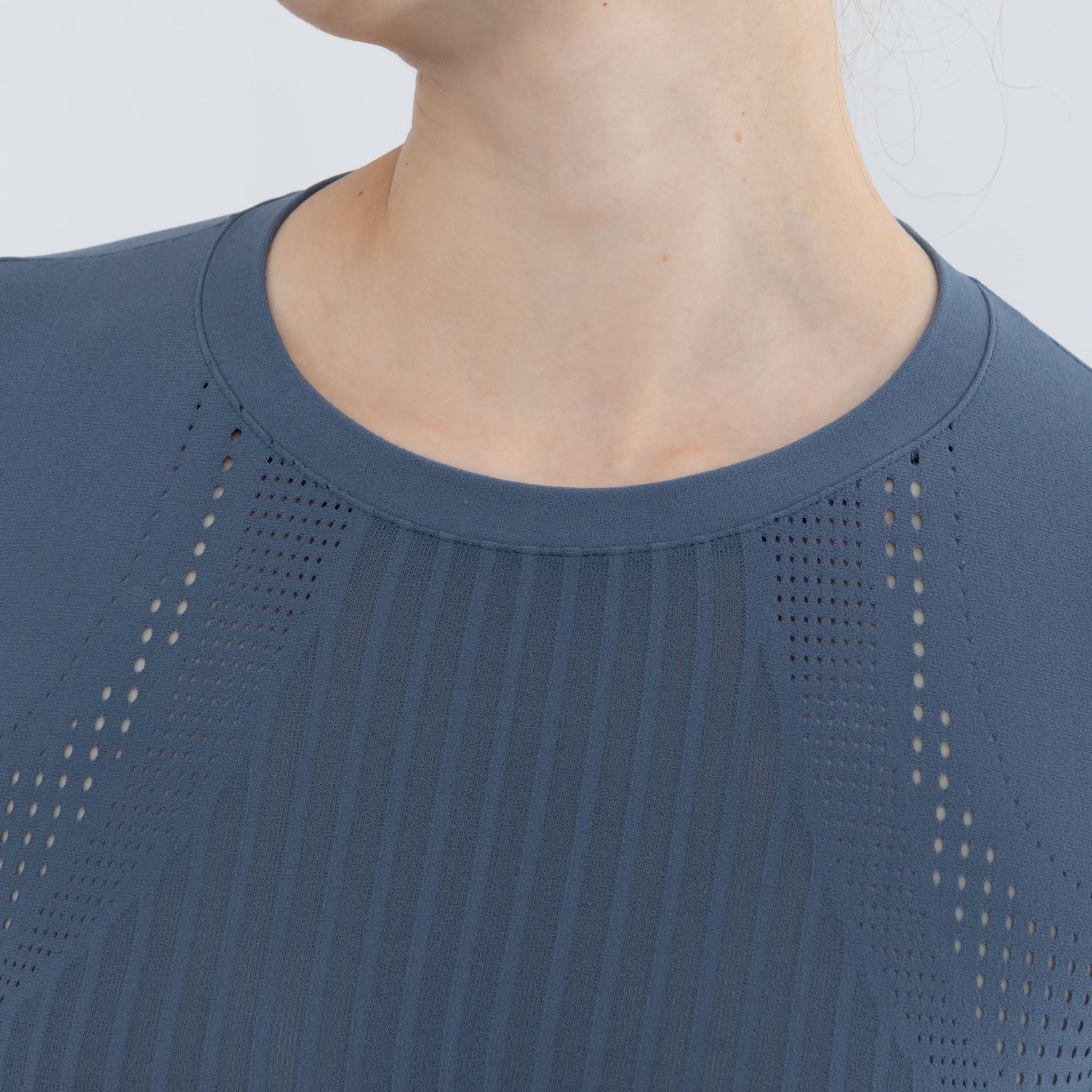 Comfortable and stylish cropped top for workouts or casual outings