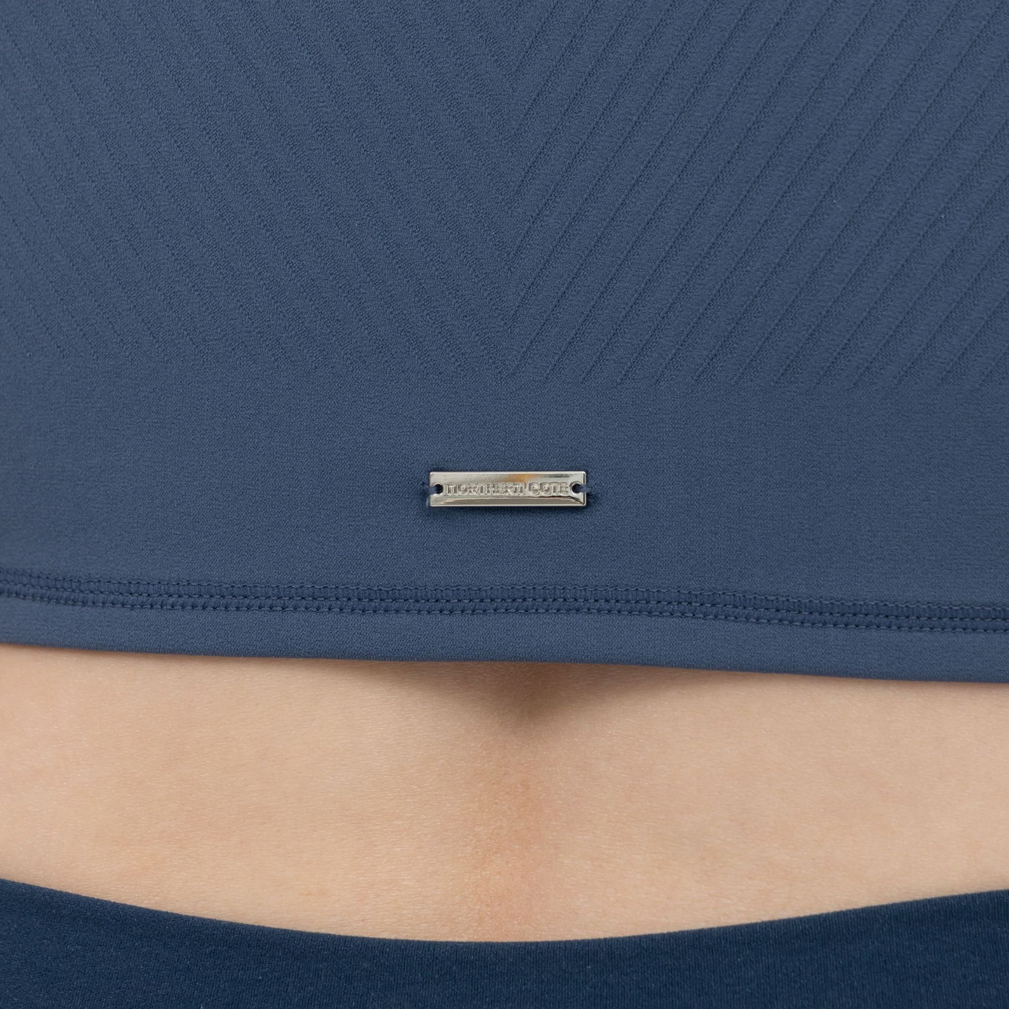 Linear Grace Fitness Raglan Crop Top