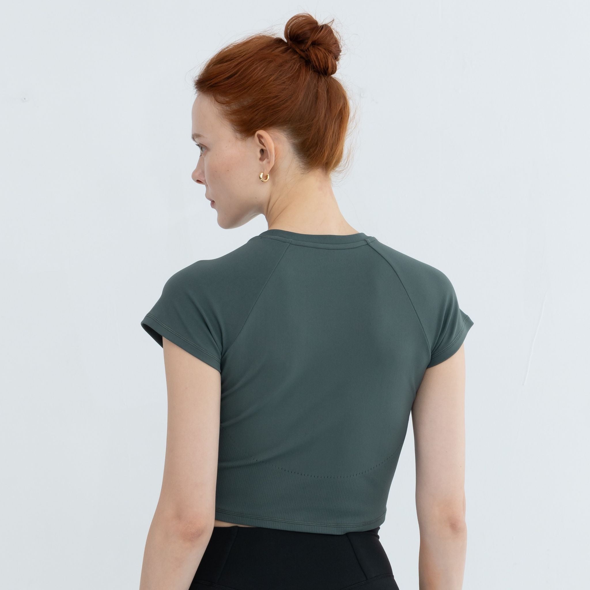 Seamless Body fit Crop Top -Ultra Short