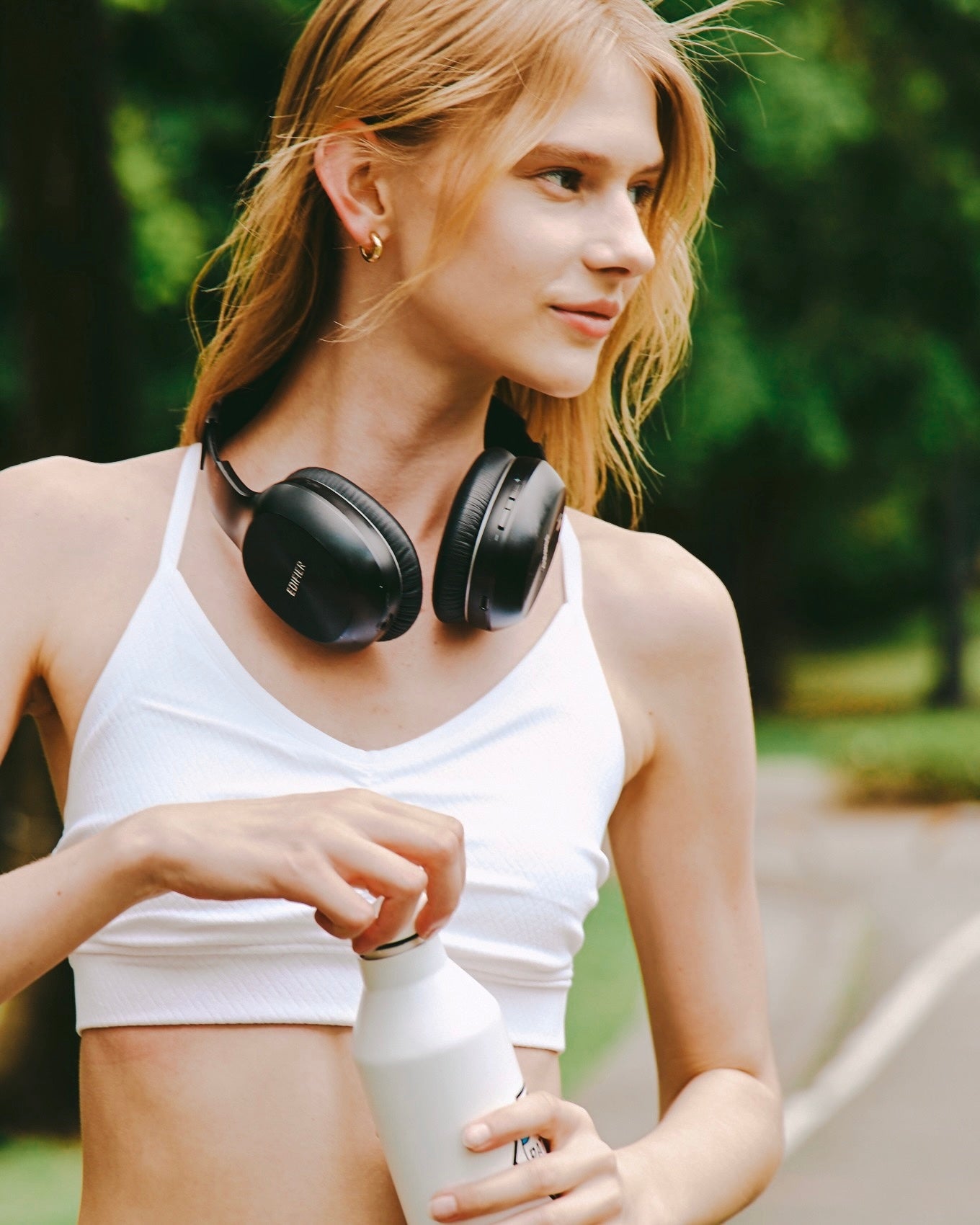 V Neck Medium Support Cross Back Bra