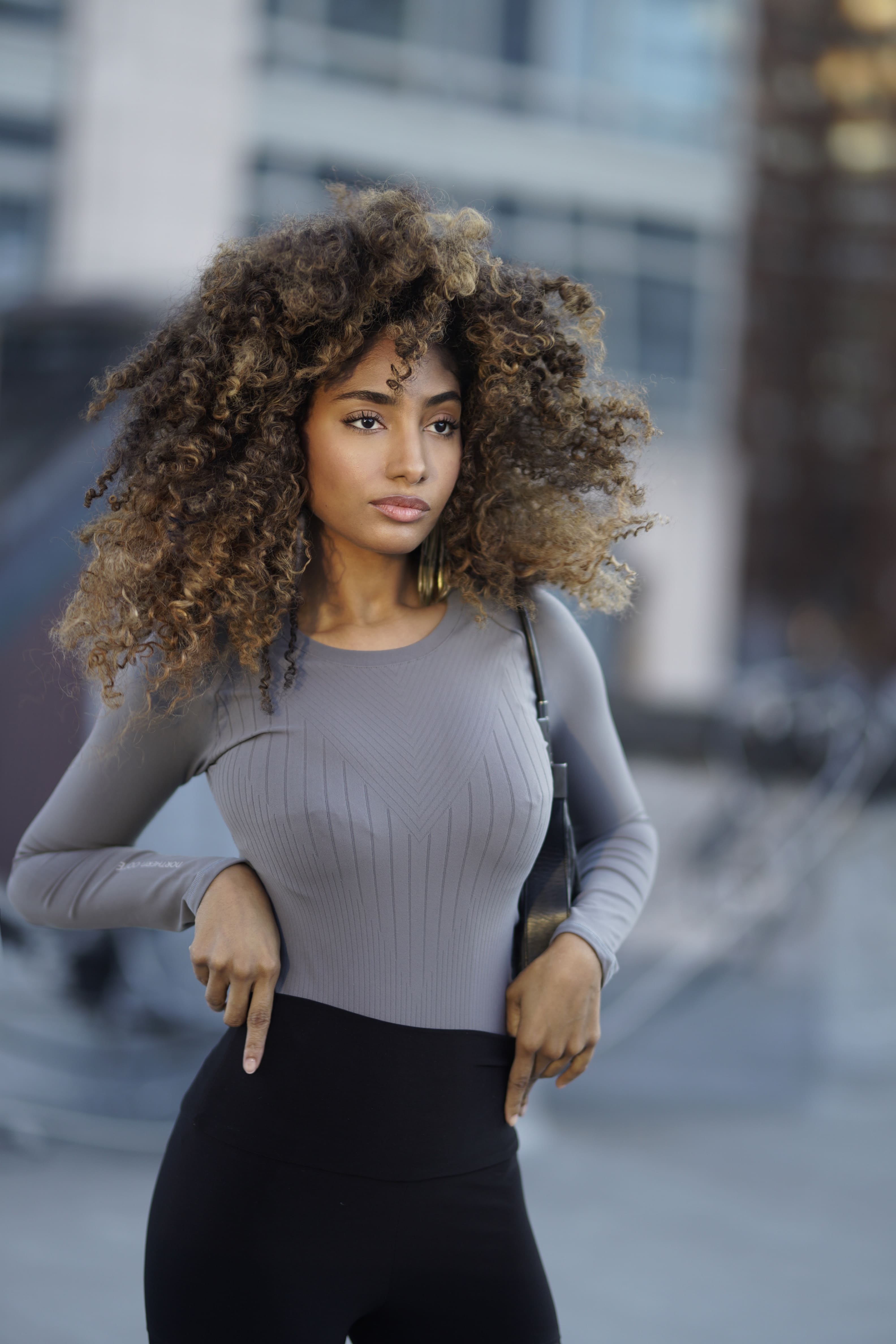 Leafy Seamless Pullover