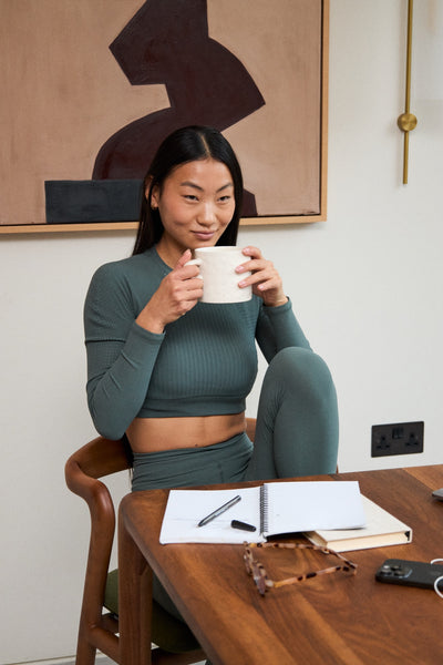 Glimmer Seamless Cropped Pullover- Ultra Short