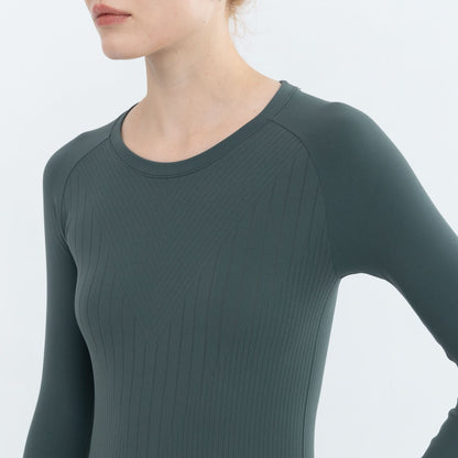 Leafy Seamless Pullover