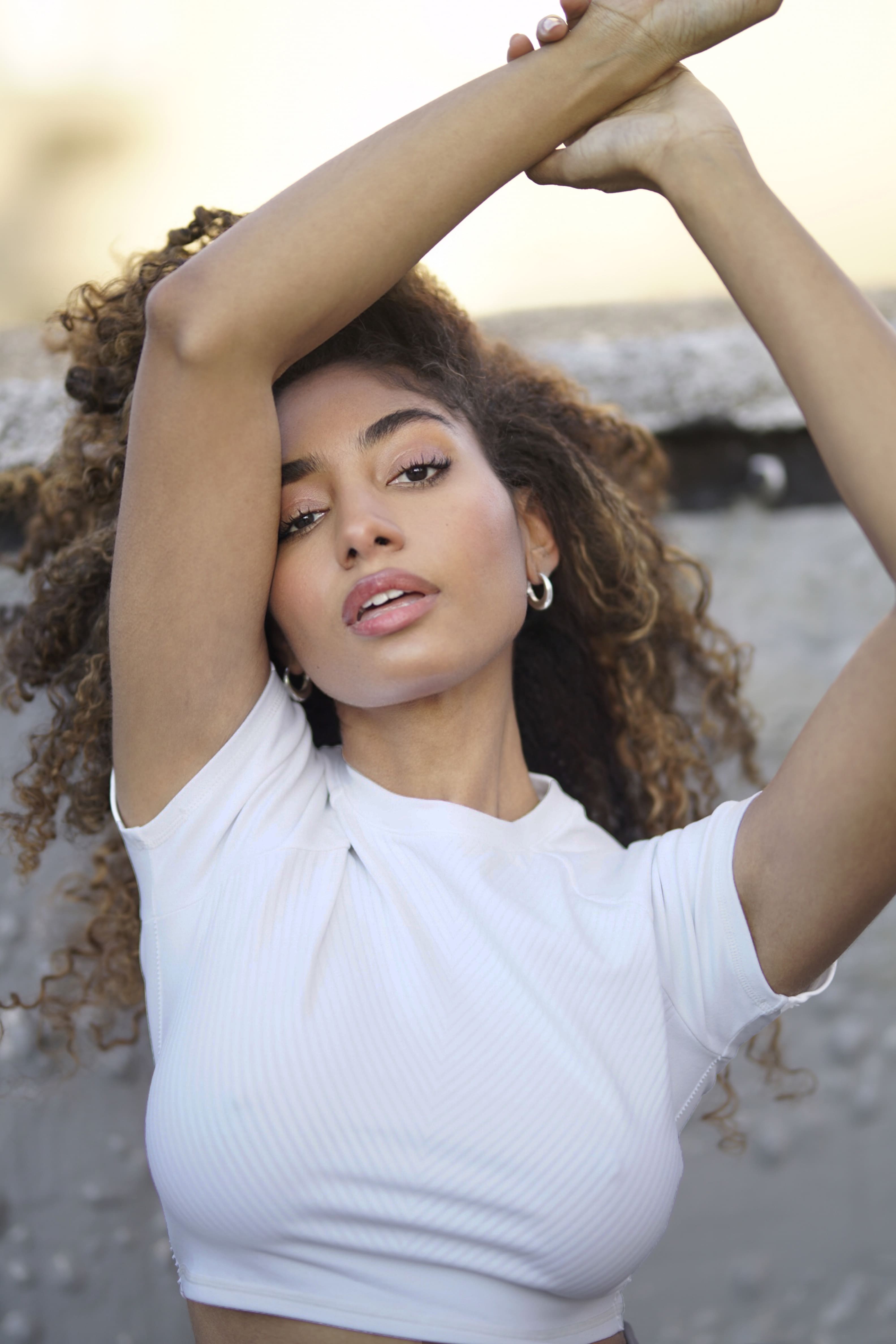 Linear Grace Fitness Raglan Crop Top